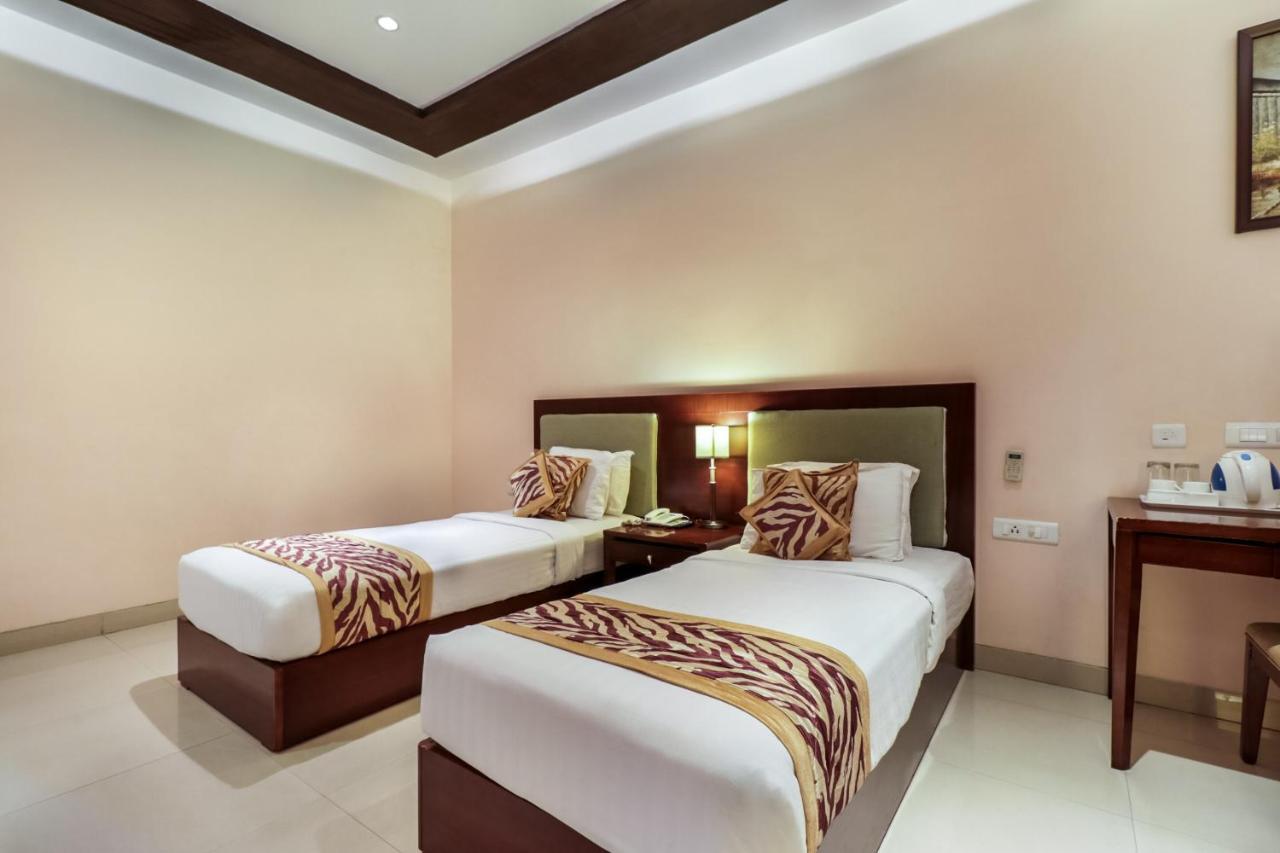Townhouse Oak Aavasa Resorts Kolanukonda エクステリア 写真