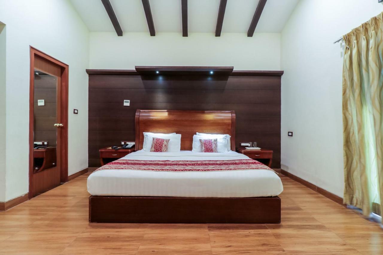 Townhouse Oak Aavasa Resorts Kolanukonda エクステリア 写真